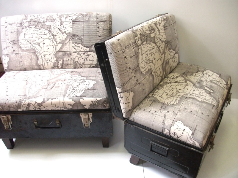 Illustration for article titled Retrotastic Furniture Made from Amazing Old Suitcases and Trunks